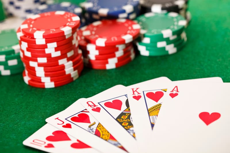 Chi tiết về cách chơi bộ môn Poker